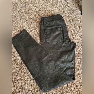 women’s skinny jeans